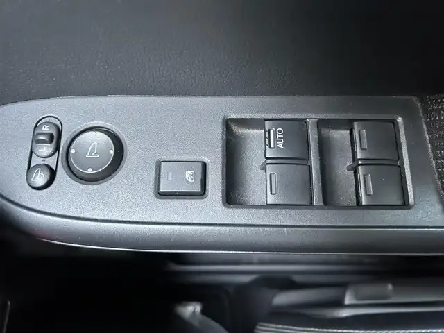 ホンダ Ｎ ＷＧＮ カスタム Lターボ ホンダS 長崎県 2020(令2)年 1.9万km シャイニンググレーM ワンオーナー/純正SDナビ(FM/AM/CD/DVD/BT/フルセグTV)/プッシュスタート/ビルトインETC/レーダークルーズコントロール/パドルシフト/バックカメラ/オートブレーキホールド/電動パーキング/電動ウィンカミラー/ヘッドライトレベライザ/ハーフレザーシート/D席シートヒーター/純正フロアマット/純正アルミホイール/リアソナー/衝突軽減ブレーキ/ABS/横滑り防止装置/車線維持支援システム/レーンデパーチャー/路外逸脱抑制システム/標識認識機能/CMBS警報/ACC先行車検知音/SRSダブルエアバッグ/SRSカーテンエアバッグ/スマートキー/取扱説明書/ナビ取扱説明書/保証書