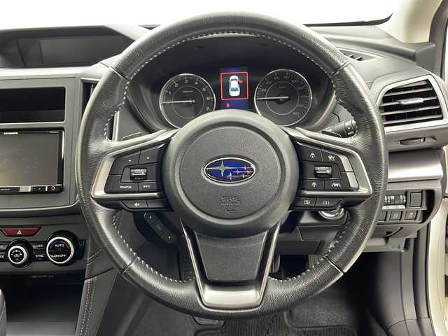 スバル インプレッサ Ｇ４ 2．0i－L アイサイト 茨城県 2017(平29)年 3.7万km クリスタルホワイトP 社外ナビ/フルセグTV/ETC/パドルシフト/追従クルーズコントロール/フロントフォグ/純正17インチアルミホイール/横滑り防止装置/ダウンヒルアシストコントロール/衝突軽減ブレーキ