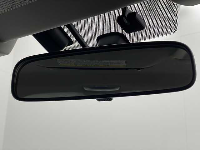 スバル インプレッサ Ｇ４ 2．0i－L アイサイト 茨城県 2017(平29)年 3.7万km クリスタルホワイトP 社外ナビ/フルセグTV/ETC/パドルシフト/追従クルーズコントロール/フロントフォグ/純正17インチアルミホイール/横滑り防止装置/ダウンヒルアシストコントロール/衝突軽減ブレーキ