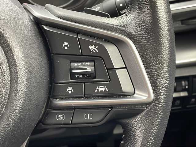 スバル インプレッサ Ｇ４ 2．0i－L アイサイト 茨城県 2017(平29)年 3.7万km クリスタルホワイトP 社外ナビ/フルセグTV/ETC/パドルシフト/追従クルーズコントロール/フロントフォグ/純正17インチアルミホイール/横滑り防止装置/ダウンヒルアシストコントロール/衝突軽減ブレーキ