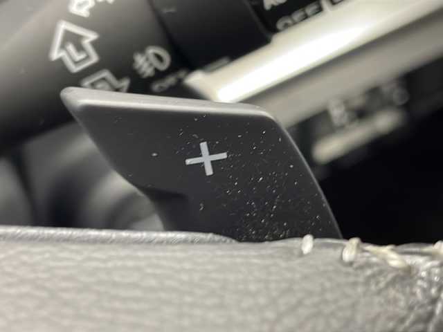 スバル インプレッサ Ｇ４ 2．0i－L アイサイト 茨城県 2017(平29)年 3.7万km クリスタルホワイトP 社外ナビ/フルセグTV/ETC/パドルシフト/追従クルーズコントロール/フロントフォグ/純正17インチアルミホイール/横滑り防止装置/ダウンヒルアシストコントロール/衝突軽減ブレーキ