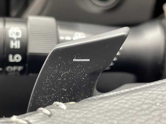 スバル インプレッサ Ｇ４ 2．0i－L アイサイト 茨城県 2017(平29)年 3.7万km クリスタルホワイトP 社外ナビ/フルセグTV/ETC/パドルシフト/追従クルーズコントロール/フロントフォグ/純正17インチアルミホイール/横滑り防止装置/ダウンヒルアシストコントロール/衝突軽減ブレーキ