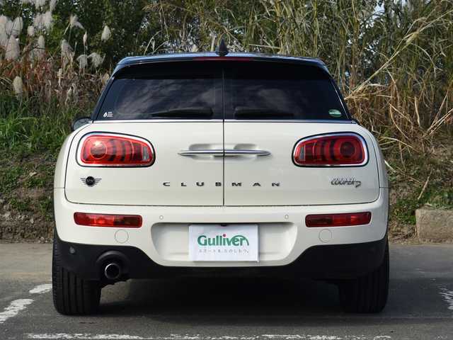 ＭＩＮＩ ミニ クラブマン クーパーD 滋賀県 2019(平31)年 5.3万km ペッパー・ホワイト 純正ナビ/　AM/FMラジオ/BTオーディオ/バックカメラ/純正17インチアルミ/純正LEDヘッドライト/純正LEDフォグランプ/純正フロアマット/革巻きステアリング/ステアリングスイッチ/アイドリングストップ/オートライト/電動格納ミラー/ETC/保証書/取扱説明書