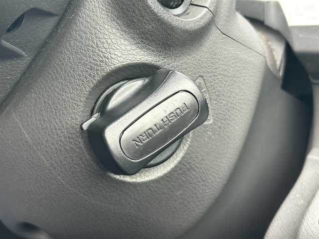 ホンダ ステップワゴン G Lパッケージ 岡山県 2011(平23)年 18.7万km クリスタルブラックパール 登録時走行距離186262km/純正ナビ/ワンセグTV(AM.FM.CD.DVD.TV)/両側パワースライドドア/バックカメラ/ETC/横滑り防止装置/アイドリングストップ/15インチ純正AW/純正フロアマット/イモビライザー/スマートキー/ドアバイザー/保証書/取扱説明書