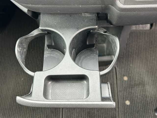 ホンダ ステップワゴン G Lパッケージ 岡山県 2011(平23)年 18.7万km クリスタルブラックパール 登録時走行距離186262km/純正ナビ/ワンセグTV(AM.FM.CD.DVD.TV)/両側パワースライドドア/バックカメラ/ETC/横滑り防止装置/アイドリングストップ/15インチ純正AW/純正フロアマット/イモビライザー/スマートキー/ドアバイザー/保証書/取扱説明書