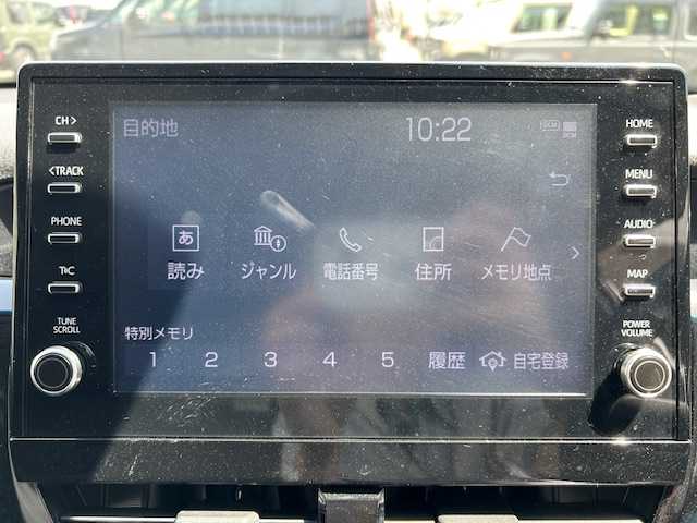 トヨタ カムリ G 大阪府 2023(令5)年 1.4万km プラチナホワイトパールマイカ ブラインドスポットモニター/純正9インチナビ(BT/USB)/バックカメラ/トヨタセーフティーセンス/LEDヘッドライト/オートライト/オートマチックハイビーム/ビルトインETC/パワーシート/純正フロアマット/純正アルミホイール/スペアキー(1本)/プッシュスタート