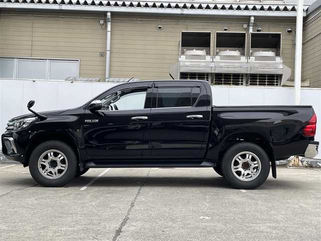 トヨタ ハイラックス Z 青森県 2019(令1)年 4.2万km アティチュードブラックマイカ 4WD/ターボ/寒冷地仕様/トヨタセーフティセンス/社外SDナビ/[FM/AM/CD/DVD/SD/USB/BT]/フルセグテレビ/バックカメラ/社外ドライブレコーダー/純正エンジンスターター/レーダークルーズコントロール/ETC/ステアリングスイッチ/LEDヘッドライト/フロントフォグ/バックフォグ/純正17インチAW付きサマータイヤ積込/純正フロアマット/ドアバイザー/電動格納ミラー/ミラーヒーター/保証書/取扱説明書