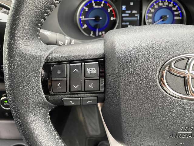 トヨタ ハイラックス Z 青森県 2019(令1)年 4.2万km アティチュードブラックマイカ 4WD/ターボ/寒冷地仕様/トヨタセーフティセンス/社外SDナビ/[FM/AM/CD/DVD/SD/USB/BT]/フルセグテレビ/バックカメラ/社外ドライブレコーダー/純正エンジンスターター/レーダークルーズコントロール/ETC/ステアリングスイッチ/LEDヘッドライト/フロントフォグ/バックフォグ/純正17インチAW付きサマータイヤ積込/純正フロアマット/ドアバイザー/電動格納ミラー/ミラーヒーター/保証書/取扱説明書