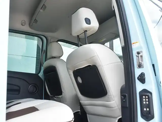 ルノー カングー クルール 神奈川県 2019(令1)年 6万km ライトブルー 専用ボディー色/２００台限定/ルーフレール/純正メモリナビ/フルセグテレビ/バックカメラ/ドライブレコーダー/ETC/社外LEDヘッドライト/シートカバー/保証書/取説