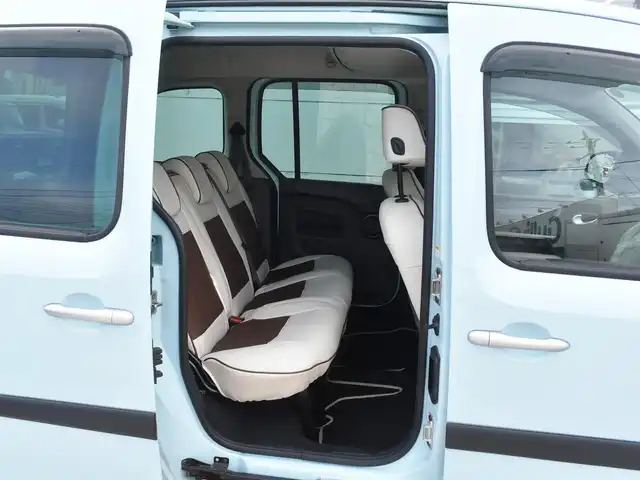 ルノー カングー クルール 神奈川県 2019(令1)年 6万km ライトブルー 専用ボディー色/２００台限定/ルーフレール/純正メモリナビ/フルセグテレビ/バックカメラ/ドライブレコーダー/ETC/社外LEDヘッドライト/シートカバー/保証書/取説