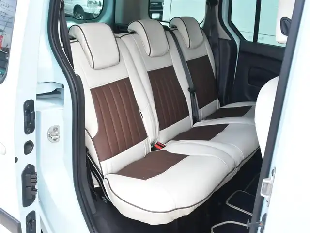 ルノー カングー クルール 神奈川県 2019(令1)年 6万km ライトブルー 専用ボディー色/２００台限定/ルーフレール/純正メモリナビ/フルセグテレビ/バックカメラ/ドライブレコーダー/ETC/社外LEDヘッドライト/シートカバー/保証書/取説