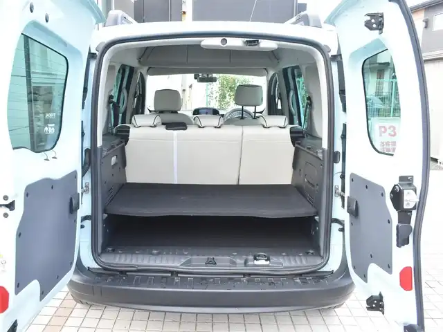ルノー カングー クルール 神奈川県 2019(令1)年 6万km ライトブルー 専用ボディー色/２００台限定/ルーフレール/純正メモリナビ/フルセグテレビ/バックカメラ/ドライブレコーダー/ETC/社外LEDヘッドライト/シートカバー/保証書/取説