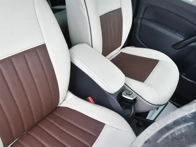 ルノー カングー クルール 神奈川県 2019(令1)年 6万km ライトブルー 専用ボディー色/２００台限定/ルーフレール/純正メモリナビ/フルセグテレビ/バックカメラ/ドライブレコーダー/ETC/社外LEDヘッドライト/シートカバー/保証書/取説
