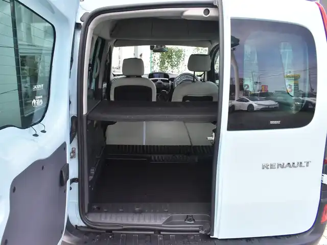 ルノー カングー クルール 神奈川県 2019(令1)年 6万km ライトブルー 専用ボディー色/２００台限定/ルーフレール/純正メモリナビ/フルセグテレビ/バックカメラ/ドライブレコーダー/ETC/社外LEDヘッドライト/シートカバー/保証書/取説
