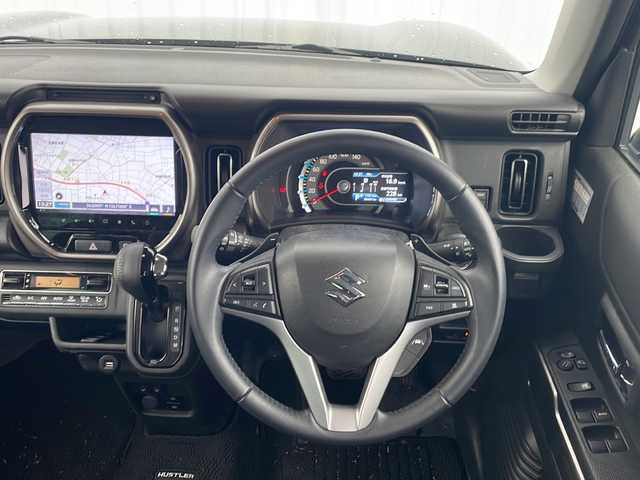 スズキ ハスラー Jスタイル Ⅱ ターボ 三重県 2023(令5)年 2.1万km クールカーキパールメタリック/ソフトベージュメタリック 純正ナビ/全周囲カメラ/デジタルインナーミラー/ビルトインETC/コーナーセンサー/ドライブレコーダー /シートヒーター/USB給電/レーダークルーズコントロール/レーンキープアシスト/LEDヘッドライト/電動格納ミラー/スペアキー/革巻きステアリング/ステアリングリモコン/パドルシフト/オートハイビーム/オートライト/純正フロアマット/禁煙車