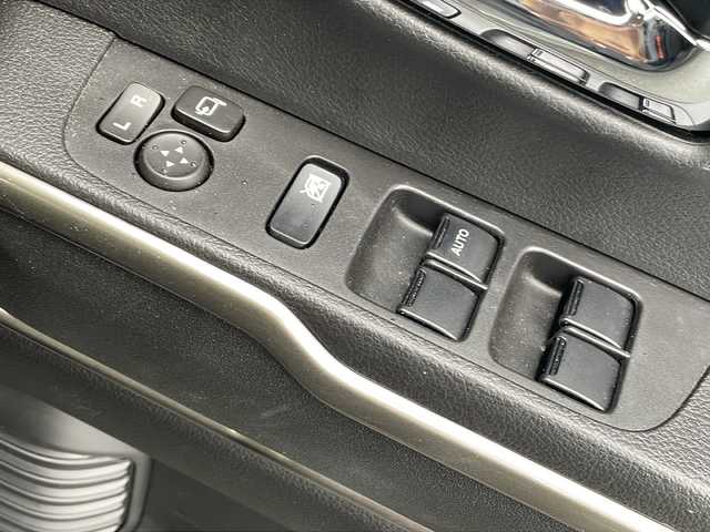 スズキ ハスラー Jスタイル Ⅱ ターボ 三重県 2023(令5)年 2.1万km クールカーキパールメタリック/ソフトベージュメタリック 純正ナビ/全周囲カメラ/デジタルインナーミラー/ビルトインETC/コーナーセンサー/ドライブレコーダー /シートヒーター/USB給電/レーダークルーズコントロール/レーンキープアシスト/LEDヘッドライト/電動格納ミラー/スペアキー/革巻きステアリング/ステアリングリモコン/パドルシフト/オートハイビーム/オートライト/純正フロアマット/禁煙車