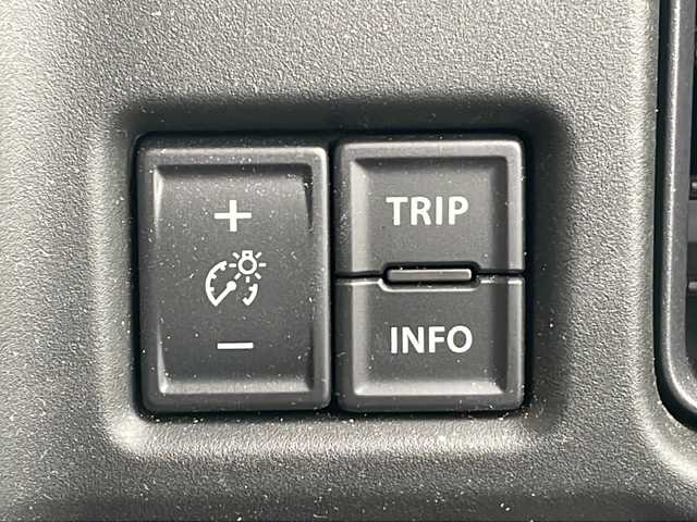 スズキ ハスラー Jスタイル Ⅱ ターボ 三重県 2023(令5)年 2.1万km クールカーキパールメタリック/ソフトベージュメタリック 純正ナビ/全周囲カメラ/デジタルインナーミラー/ビルトインETC/コーナーセンサー/ドライブレコーダー /シートヒーター/USB給電/レーダークルーズコントロール/レーンキープアシスト/LEDヘッドライト/電動格納ミラー/スペアキー/革巻きステアリング/ステアリングリモコン/パドルシフト/オートハイビーム/オートライト/純正フロアマット/禁煙車