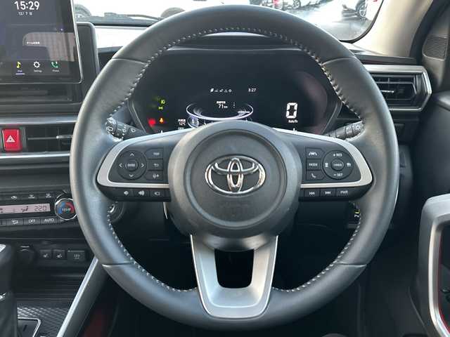 トヨタ ライズ Z 道央・札幌 2021(令3)年 6万km シャイニングホワイトパール ・4WD/・ワンオーナー/・寒冷地仕様/・社外ディスプレイオーディオ/（AM/FM/BT）/・社外ドライブレコーダー前後/・ビルトインETC/・衝突軽減ブレーキ/・全方位モニター/・アダプティブクルーズコントロール（追従機能付）/・レーンアシスト/・コーナーセンサー/・ブラインドスポットモニター/・シートヒーター（D席/N席）/・オートエアコン/・MTモード付AT/・ステアリングスイッチ/・アイドリングストップ/・LEDヘッドライト/・オートライト/・フォグランプ/・デイタイムランプ/・ABS/・横滑り防止装置/・スマートキー/・プッシュスタート/・スペアキー/・純正フロアマット/・夏タイヤ　17インチ積込（純正AW）/・ドアバイザー