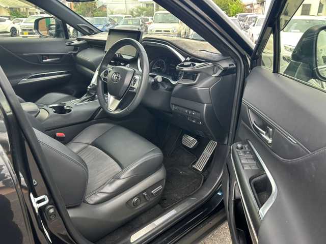 トヨタ ハリアー Z 佐賀県 2020(令2)年 4.4万km プレシャスブラックパール 純正ナビ/Bluetooth/USB/ワンオーナー/アラウンドビューモニター/JBL/ガラスルーフ/トヨタセーフティセンス/・プリクラッシュセーフティ/・レーンキープアシスト/・追従機能付きクルーズコントロール/・ブラインドスポットモニター/・クリアランスソナー/・オートマチックハイビーム/・ロードサインアシスト/ヘッドアップディスプレイ/デジタルインナーミラー/ブレーキホールド/LEDオートライト/ETC2.0/保証書/点検記録簿(R4/5/6/7)