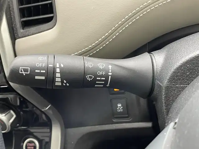 日産 セレナ ハイウェイスター プロパイロットED 滋賀県 2017(平29)年 7.1万km カシミヤグレージュ 2トーン 純正ナビ/CD/DVD/Bluetooth/USB/フルセグテレビ/バックカメラ/フリップダウンモニター/前後ドライブレコーダー/エマージェンシーブレーキ/クルーズコントロール/プロパイロット/両側パワースライドドア/オートライト/ETC/プッシュスタート /スマートキー/スペアキー/純正フロアマット