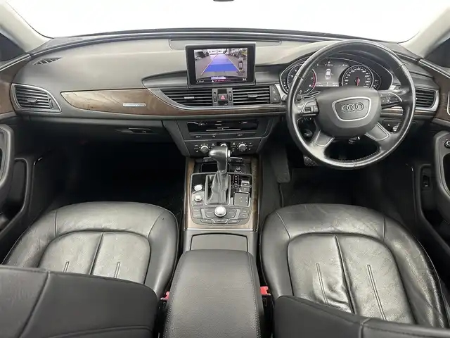 アウディ Ａ６ 2．8 FSI クワトロ 愛知県 2013(平25)年 9.1万km 黒 ・4WD/・BOSEスピーカー/・純正7インチナビ/・バックカメラ/・Bluetooth/・パワーシート/・シートヒーター/・横滑り防止装置/・オートライト/・LEDヘッドライト/・純正AW/・プッシュスタート/・スマートキー