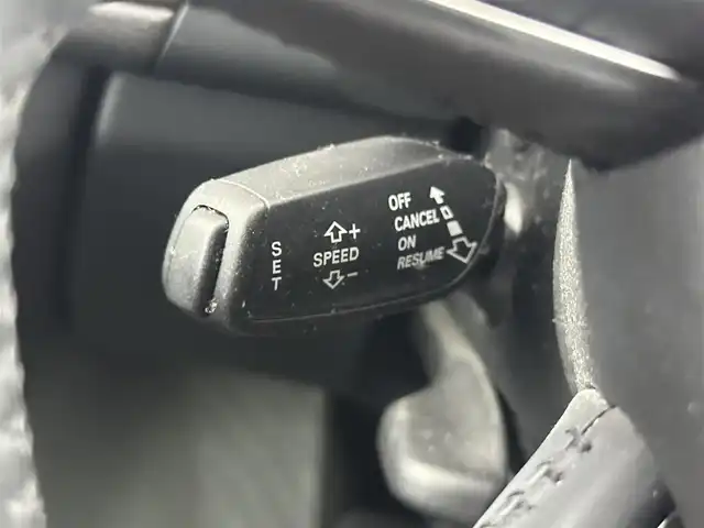 アウディ Ａ６ 2．8 FSI クワトロ 愛知県 2013(平25)年 9.1万km 黒 ・4WD/・BOSEスピーカー/・純正7インチナビ/・バックカメラ/・Bluetooth/・パワーシート/・シートヒーター/・横滑り防止装置/・オートライト/・LEDヘッドライト/・純正AW/・プッシュスタート/・スマートキー