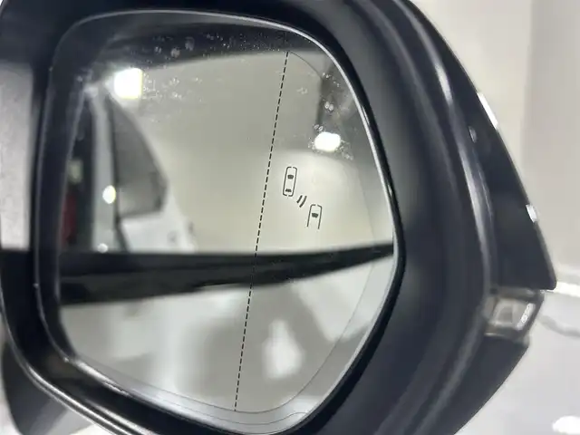 レクサス ＮＸ 350h Fスポーツ 佐賀県 2023(令5)年 0.5万km ホワイトノーヴァガラスフレーク パノラマルーフ/専用オレンジキャリパー/レクサスセーフティシステム＋/純正14インチナビ/フルセグTV/Bluetooth/USB/パノラミックビューモニター/ETC2.0/レーダークルーズコントロール/パワーバックドア /ブラインドスポットモニター/デジタルインナーミラー/前方ドライブレコーダー/純正20インチアルミホイール/LEDライト/フォグライト /オートライト/オートハイビーム/パドルシフト/ステアリングリモコン/スマートキー/スペアキー/保証書