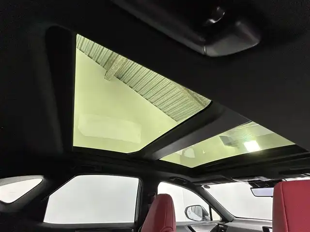 レクサス ＮＸ 350h Fスポーツ 佐賀県 2023(令5)年 0.5万km ホワイトノーヴァガラスフレーク パノラマルーフ/専用オレンジキャリパー/レクサスセーフティシステム＋/純正14インチナビ/フルセグTV/Bluetooth/USB/パノラミックビューモニター/ETC2.0/レーダークルーズコントロール/パワーバックドア /ブラインドスポットモニター/デジタルインナーミラー/前方ドライブレコーダー/純正20インチアルミホイール/LEDライト/フォグライト /オートライト/オートハイビーム/パドルシフト/ステアリングリモコン/スマートキー/スペアキー/保証書