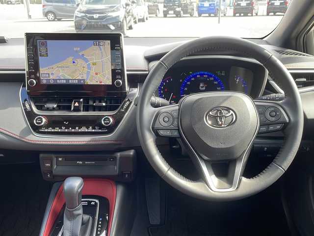 トヨタ カローラ スポーツ ハイブリッドG Z 島根県 2020(令2)年 1.1万km アティチュードブラックマイカ/ダークブルーマイカメタリック 2トーン メーカーナビゲーション/BT CD DVD Miracast/モデリスタエアロ/バックカメラ/レーダークルーズコントロール/社外前後ドライブレコーダー/ビルトインETC2.0/ハーフレザーシート/D/N席シートヒーター/オートマチックハイビーム/電子パーキング/AUTOHOLD/LEDヘッドライト/AUTOライト/フォグライト/前後コーナーセンサー/オートリトラミラー/純正ドアバイザー/純正フロアマット/純正18インチアルミホイール/ISOFIX/シートリフター