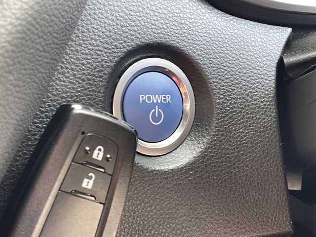 トヨタ カローラ スポーツ ハイブリッドG Z 島根県 2020(令2)年 1.1万km アティチュードブラックマイカ/ダークブルーマイカメタリック 2トーン メーカーナビゲーション/BT CD DVD Miracast/モデリスタエアロ/バックカメラ/レーダークルーズコントロール/社外前後ドライブレコーダー/ビルトインETC2.0/ハーフレザーシート/D/N席シートヒーター/オートマチックハイビーム/電子パーキング/AUTOHOLD/LEDヘッドライト/AUTOライト/フォグライト/前後コーナーセンサー/オートリトラミラー/純正ドアバイザー/純正フロアマット/純正18インチアルミホイール/ISOFIX/シートリフター