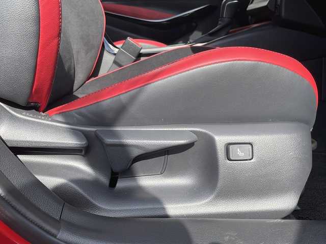 トヨタ カローラ スポーツ ハイブリッドG Z 島根県 2020(令2)年 1.1万km アティチュードブラックマイカ/ダークブルーマイカメタリック 2トーン メーカーナビゲーション/BT CD DVD Miracast/モデリスタエアロ/バックカメラ/レーダークルーズコントロール/社外前後ドライブレコーダー/ビルトインETC2.0/ハーフレザーシート/D/N席シートヒーター/オートマチックハイビーム/電子パーキング/AUTOHOLD/LEDヘッドライト/AUTOライト/フォグライト/前後コーナーセンサー/オートリトラミラー/純正ドアバイザー/純正フロアマット/純正18インチアルミホイール/ISOFIX/シートリフター