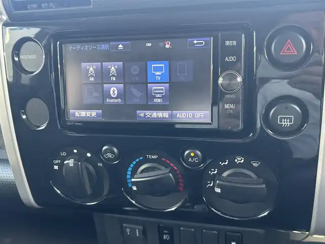 トヨタ ＦＪクルーザー カラーパッケージ 福島県 2016(平28)年 6.3万km ブラック/ホワイト 純正SDナビ/(FM/AM/BT/フルセグ/DVD/CD)/バックカメラ/クルーズコントロール/横滑り防止装置/ETC/HIDヘッドライト/フォグランプ/電動格納ミラー/社外17インチAW/シートリフター/純正フロアマット/スチール冬タイヤ積込