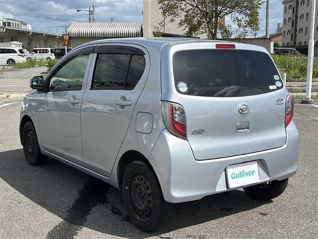 ダイハツ ミラ イース L 石川県 2011(平23)年 19.6万km ブライトシルバーメタリック 社外HDDナビ/【CD・DVD・Bluetooth・フルセグTV・HDD・FM・AM】/HIDヘッドライト/アイドリングストップ/電動格納ミラー/リモコンキー/・キーレス/ホイールキャップ×４/純正フロアマット
