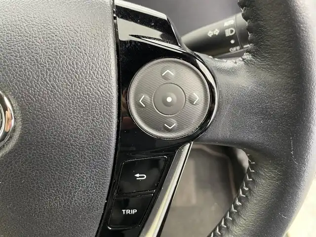 トヨタ アクア クロスオーバー グラム 富山県 2020(令2)年 3.2万km ベージュ ワンオーナー/純正SDナビ/(AM、FM、 CD、BT、SD、AUX)/ワンセグTV/車外カメラ（バック、フロント、サイド、全方位）/衝突軽減システム/レーンキープアシスト/コーナーセンサー　/横滑り防止装置/盗難防止装置/オートマチックハイビーム/ハロゲンライト/ドライブレコーダー前後（DVR-CO2)/レザー調シートカバー/社外AW スタッドレスタイヤ4本車載/フロアマット純正/スマートキー×2/取扱説明書/保証書