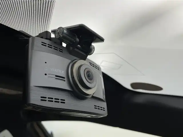 トヨタ アクア クロスオーバー グラム 富山県 2020(令2)年 3.2万km ベージュ ワンオーナー/純正SDナビ/(AM、FM、 CD、BT、SD、AUX)/ワンセグTV/車外カメラ（バック、フロント、サイド、全方位）/衝突軽減システム/レーンキープアシスト/コーナーセンサー　/横滑り防止装置/盗難防止装置/オートマチックハイビーム/ハロゲンライト/ドライブレコーダー前後（DVR-CO2)/レザー調シートカバー/社外AW スタッドレスタイヤ4本車載/フロアマット純正/スマートキー×2/取扱説明書/保証書