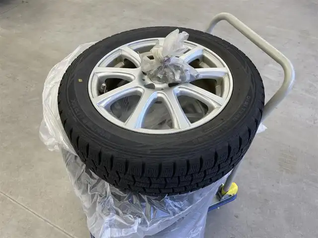 トヨタ アクア クロスオーバー グラム 富山県 2020(令2)年 3.2万km ベージュ ワンオーナー/純正SDナビ/(AM、FM、 CD、BT、SD、AUX)/ワンセグTV/車外カメラ（バック、フロント、サイド、全方位）/衝突軽減システム/レーンキープアシスト/コーナーセンサー　/横滑り防止装置/盗難防止装置/オートマチックハイビーム/ハロゲンライト/ドライブレコーダー前後（DVR-CO2)/レザー調シートカバー/社外AW スタッドレスタイヤ4本車載/フロアマット純正/スマートキー×2/取扱説明書/保証書