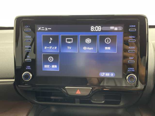 トヨタ ヤリスクロス ハイブリッド Z 鹿児島県 2022(令4)年 1.2万km プラチナホワイトパールマイカ ワンオーナー/純正ディスプレイオーディオ/(Bluetooth/フルセグ)/パノラミックビューモニター/トヨタセーフティセンス/・プリクラッシュセーフティ/・レーントレーシングアシスト/・レーンディパーチャーアラート/・レーダークルーズコントロール/・オートマチックハイビーム/・ロードサインアシスト/パーキングサポートブレーキ/前席シートヒーター/運転席パワーシート/前後ドライブレコーダー/前後コーナーセンサー/ビルトインETC/ブラインドスポットモニター/保証書/取扱説明書