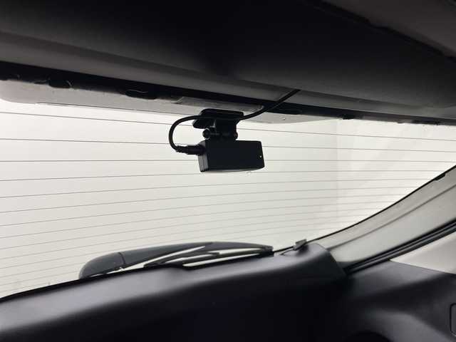 トヨタ ヤリスクロス ハイブリッド Z 鹿児島県 2022(令4)年 1.2万km プラチナホワイトパールマイカ ワンオーナー/純正ディスプレイオーディオ/(Bluetooth/フルセグ)/パノラミックビューモニター/トヨタセーフティセンス/・プリクラッシュセーフティ/・レーントレーシングアシスト/・レーンディパーチャーアラート/・レーダークルーズコントロール/・オートマチックハイビーム/・ロードサインアシスト/パーキングサポートブレーキ/前席シートヒーター/運転席パワーシート/前後ドライブレコーダー/前後コーナーセンサー/ビルトインETC/ブラインドスポットモニター/保証書/取扱説明書