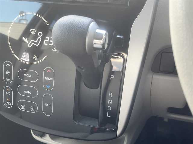 日産 デイズ X 島根県 2018(平30)年 1.4万km アッシュブラウンM 社外ディスプレイオーディオ　/Bluetooth接続　/全方位／バックカメラ　/アイドリングストップ　/衝突軽減ブレーキ　/前後コーナーセンサー　/運転席シートヒーター　/スマートキー　/プッシュスタート　/純正フロアマット　/取扱説明書/スペアキー1本/スタッドレスタイヤ積込み