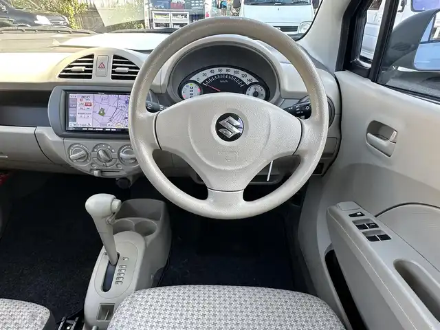 スズキ アルト F 東京都 2012(平24)年 6.9万km エアブルーメタリック 社外ナビ/ワンセグTV/社外フロアマット/Wエアバッグ/AC/リモコンキー/スペアキー1本/保証書、取扱説明書