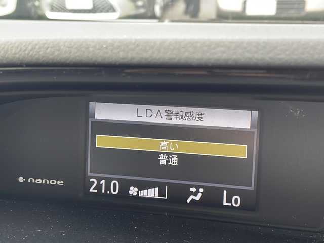 車両画像11