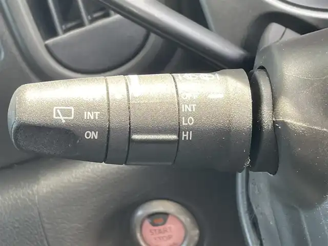 日産 キューブ 15X FOUR Mセレクション 道央・札幌 2010(平22)年 13.7万km ホワイトパール ・４WD/・純正ナビ/　CD＆USB＆AUX＆TV/・バックカメラ/・純正エンジンスターター/・電動格納ミラー/・プッシュスタート/・スマートキー/・純正フロアマット/・ドアバイザー