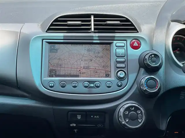 ホンダ フィット G 愛知県 2010(平22)年 4.1万km チタニウムメタリック 純正メーカーナビ（AM/FM/ワンセグ/CD/DVD）/ETC/前後ドラレコ/ドアバイザー/純正フロアマット