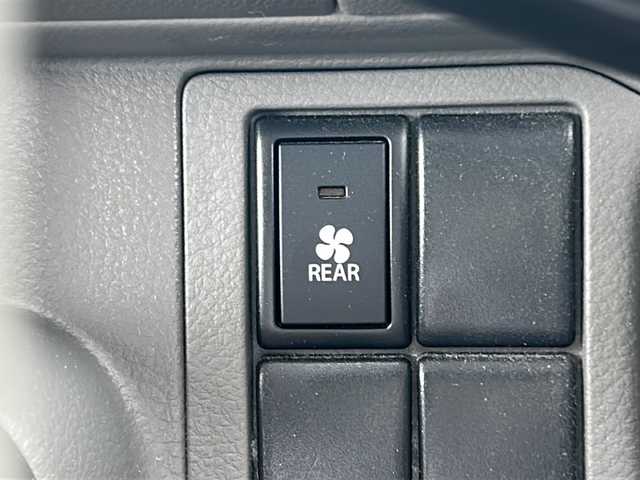 スズキ エブリイ JOINターボ 福岡県 2016(平28)年 4.5万km シルキーシルバーメタリック ・純正オーディオ/（AUX/CD/AM/FM/・電動格納ミラー/・フルフラットシート/・純正アルミホイール/・純正フロアマット/・エアバッグ/・取扱説明書/・保証書/・リモコンキー/・パワーステアリング/・パワーウィンドウ