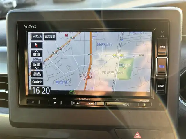 ホンダ Ｎ ＢＯＸ 福岡県 2022(令4)年 9.4万km クリスタルブラックパール 両側パワースライドドア/パドルシフト/パーキングアシスト/アイドリングストップ/フルセグTVナビ/Bluetooth接続/レーンキープアシスト/盗難防止装置　/純正アルミホイール