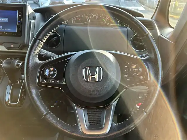 ホンダ Ｎ ＢＯＸ 福岡県 2022(令4)年 9.4万km クリスタルブラックパール 両側パワースライドドア/パドルシフト/パーキングアシスト/アイドリングストップ/フルセグTVナビ/Bluetooth接続/レーンキープアシスト/盗難防止装置　/純正アルミホイール