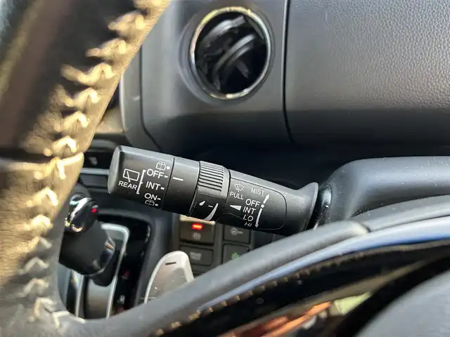 ホンダ Ｎ ＢＯＸ 福岡県 2022(令4)年 9.4万km クリスタルブラックパール 両側パワースライドドア/パドルシフト/パーキングアシスト/アイドリングストップ/フルセグTVナビ/Bluetooth接続/レーンキープアシスト/盗難防止装置　/純正アルミホイール