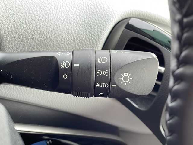 トヨタ プリウス Sツーリングセレクション 岐阜県 2019(令1)年 4.5万km ホワイトパールクリスタルシャイン アルパイン9インチナビ/CD/DVD/BT/フルセグTV/トヨタセーフティーセンス/クルーズコントロール/バックカメラ/ステアリングスイッチ/LEDヘッドライト/合皮シート/ビルトインEETC