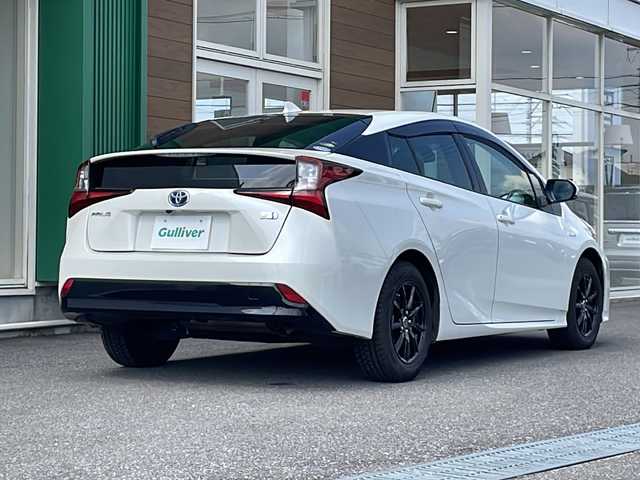 トヨタ プリウス Sツーリングセレクション 岐阜県 2019(令1)年 4.5万km ホワイトパールクリスタルシャイン アルパイン9インチナビ/CD/DVD/BT/フルセグTV/トヨタセーフティーセンス/クルーズコントロール/バックカメラ/ステアリングスイッチ/LEDヘッドライト/合皮シート/ビルトインEETC