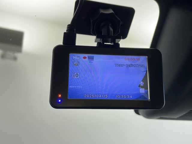 ダイハツ キャスト スタイル G SAⅡ 沖縄県 2017(平29)年 9万km パール 社外SDナビ【AVIC-RZ900】/フルセグテレビ/BTオーディオ/CD/DVD/FM/AM/バックカメラ/アイドリングストップ/ドライブレコーダー/純正フロアマット/純正ドアバイザー/スペアキー/ETC
